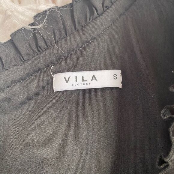 VILA | Black One Shoulder Satin Cocktail Dress | Size: Small - Picture 8 of 11